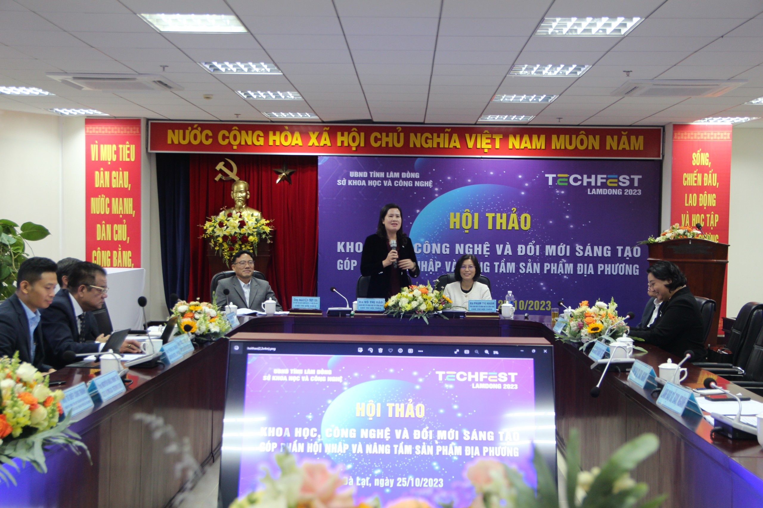 Toàn cảnh Hội thảo